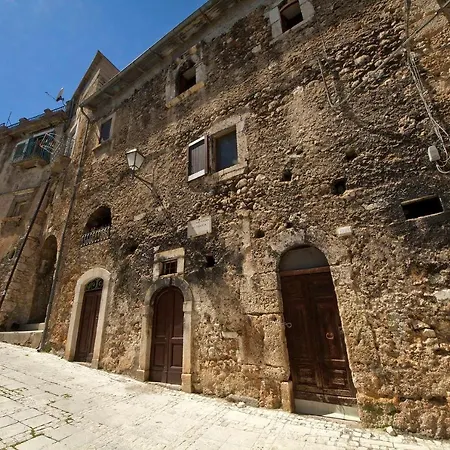 Casa Manetta
